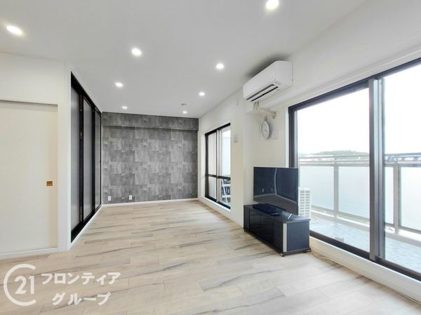オークヒルズ香里参番館　中古マンション