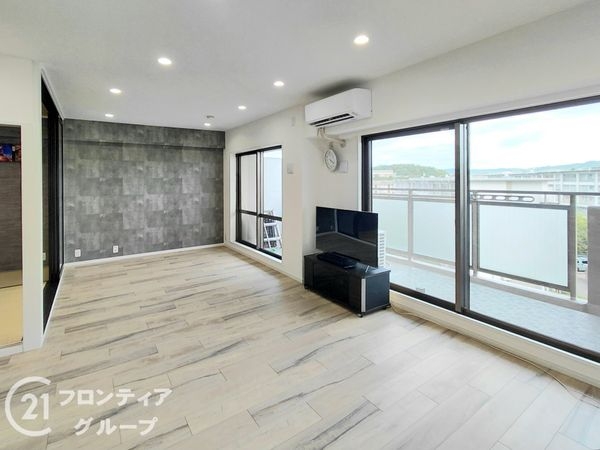 オークヒルズ香里参番館　中古マンション