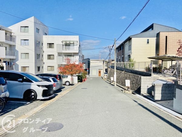 忍ケ丘クレセントヴィラＥ号棟　中古マンション