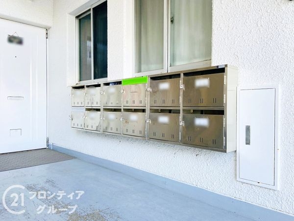 忍ケ丘クレセントヴィラＥ号棟　中古マンション