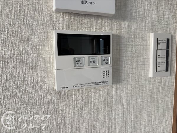 寝屋川市黒原橘町　新築一戸建て　１号棟