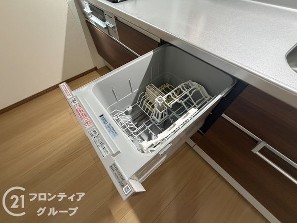 寝屋川市黒原橘町　新築一戸建て　１号棟