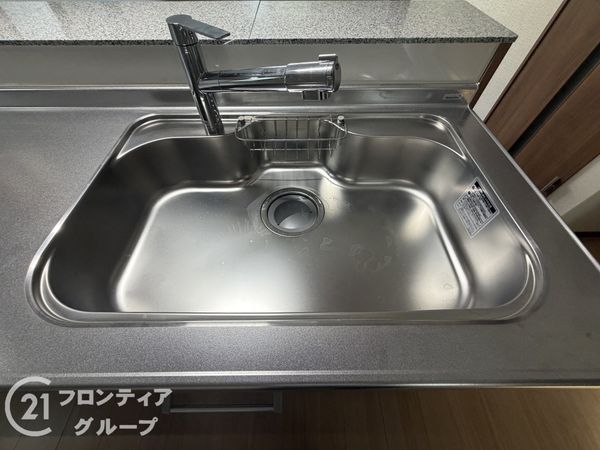 寝屋川市黒原橘町　新築一戸建て　１号棟