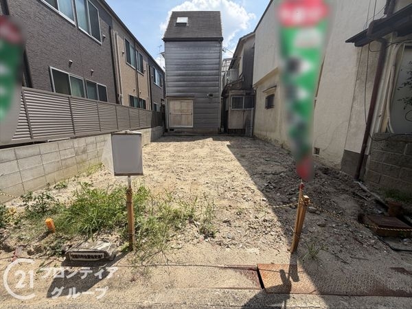寝屋川市黒原橘町　新築一戸建て　２号棟