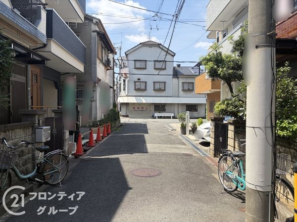 寝屋川市黒原橘町　新築一戸建て　２号棟