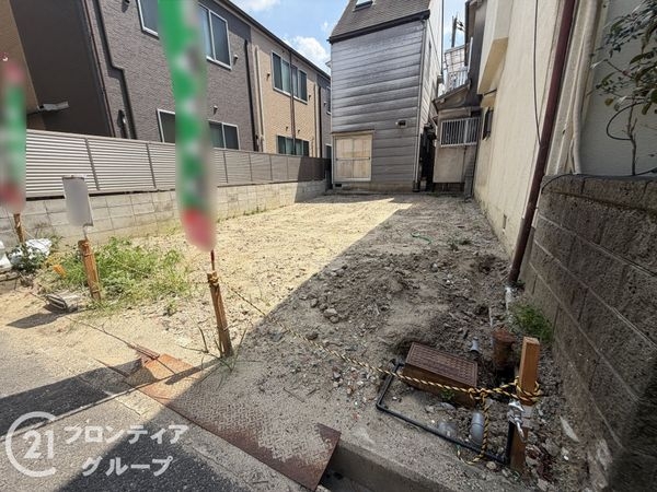 寝屋川市黒原橘町　新築一戸建て　２号棟