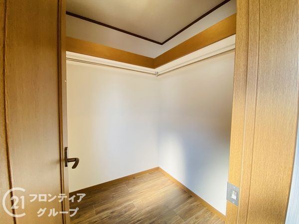 門真市三ツ島５丁目の中古一戸建て