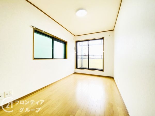 四條畷市北出町の中古一戸建て