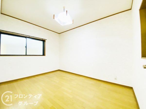 四條畷市北出町の中古一戸建て