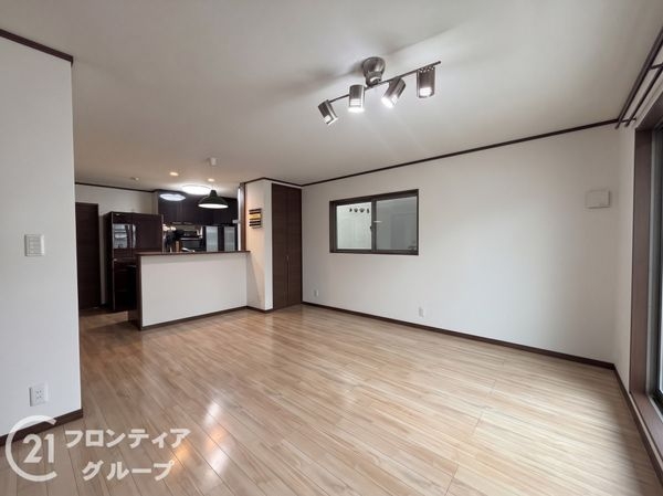 大阪市鶴見区中茶屋１丁目　中古一戸建て