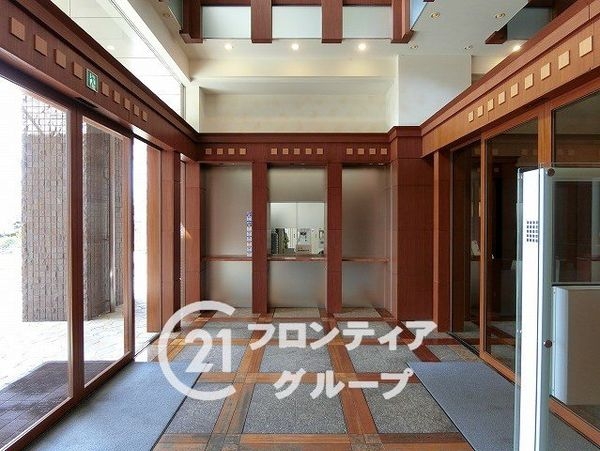 ロイヤルアークグランデールタワー　中古マンション
