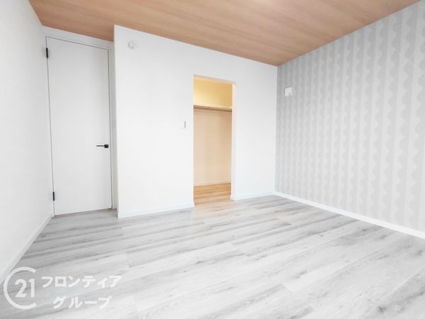 四條畷市美田町　新築一戸建て　１３号棟