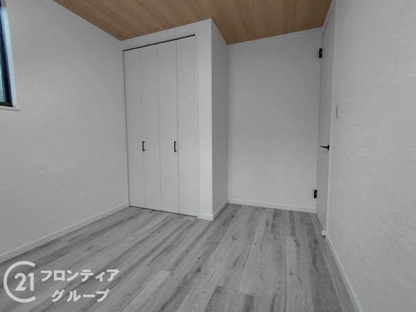 四條畷市美田町　新築一戸建て　１３号棟