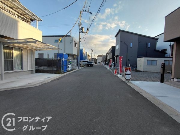 四條畷市美田町　新築一戸建て　１３号棟