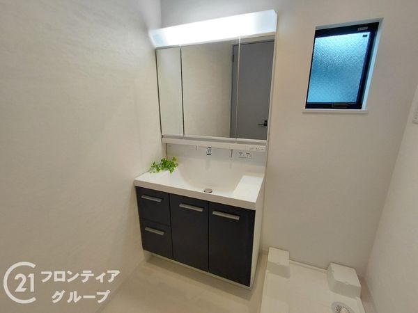 四條畷市美田町　新築一戸建て　１３号棟