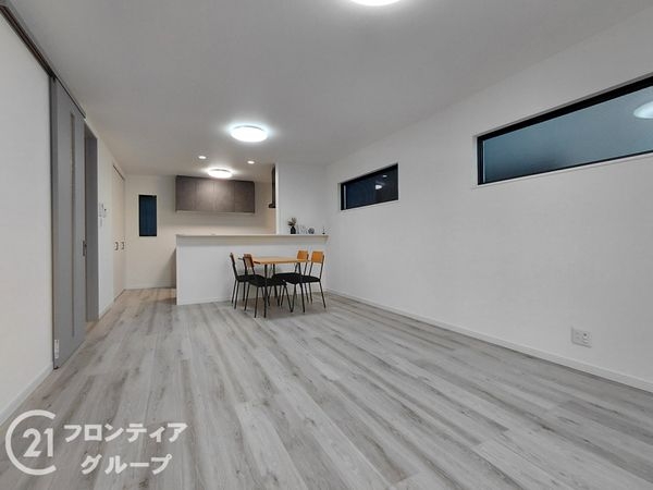 四條畷市美田町　新築一戸建て　１３号棟