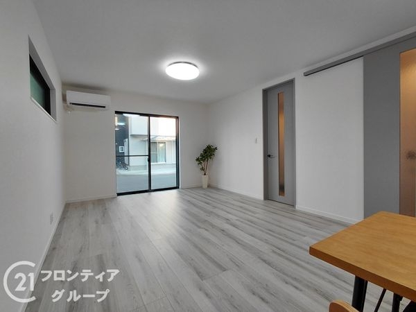 四條畷市美田町　新築一戸建て　１３号棟