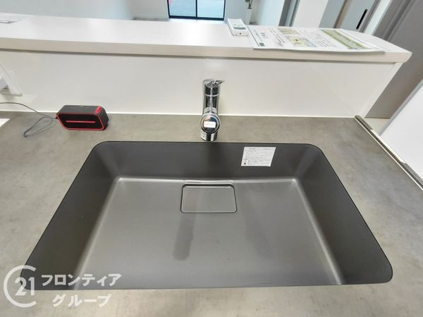 四條畷市美田町　新築一戸建て　１３号棟