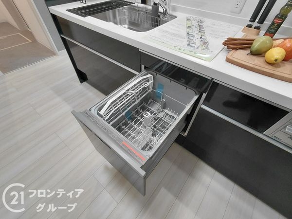 四條畷市美田町　新築一戸建て　８号棟