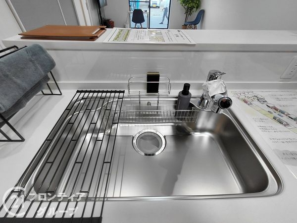 四條畷市美田町　新築一戸建て　８号棟