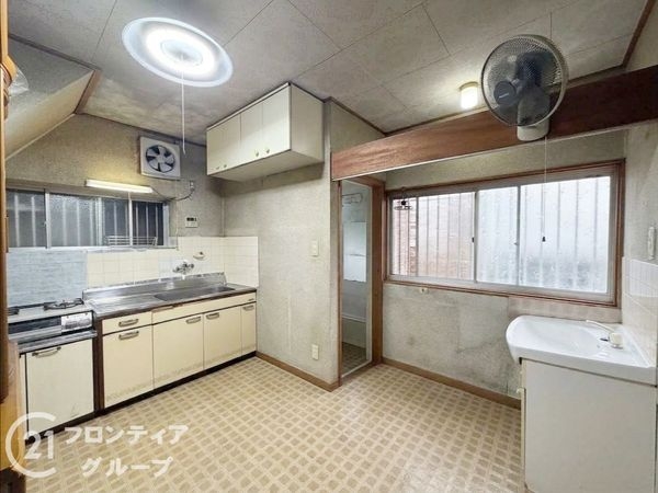 守口市八雲東町２丁目　中古一戸建て