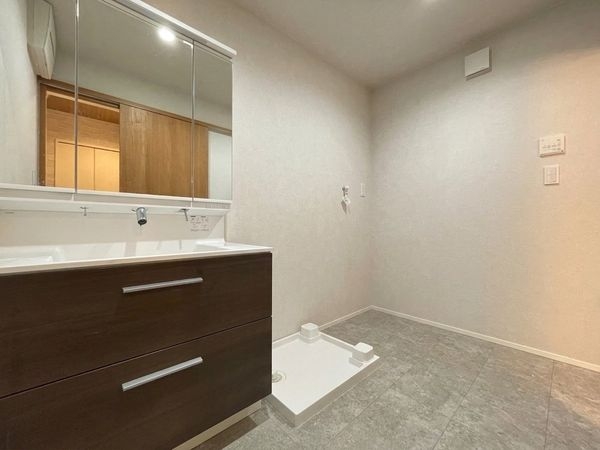 守口市東光町３丁目の中古一戸建て