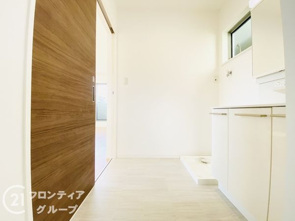 大東市明美の里町の中古一戸建て