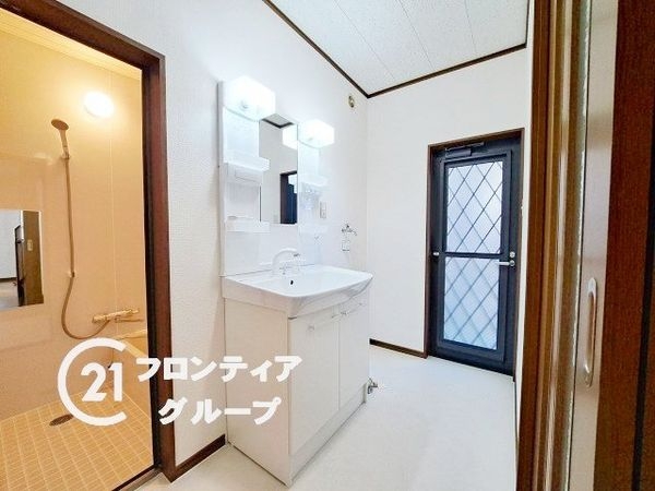 尼崎市田能４丁目の中古一戸建て