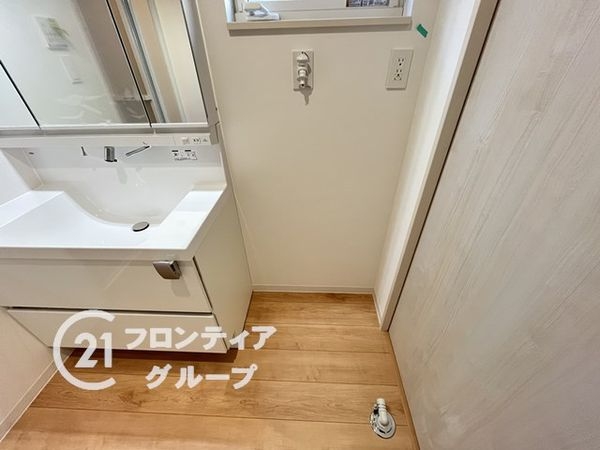 尼崎市東七松町１丁目の中古一戸建て