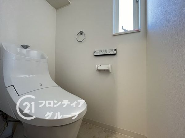 尼崎市東七松町１丁目の中古一戸建て