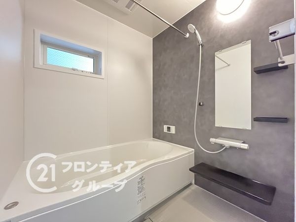 尼崎市東七松町１丁目の中古一戸建て