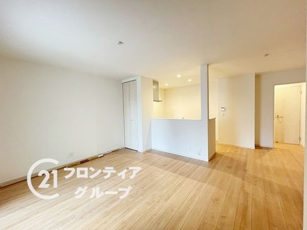 尼崎市東七松町１丁目の中古一戸建て
