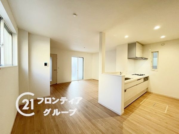 尼崎市東七松町１丁目の中古一戸建て