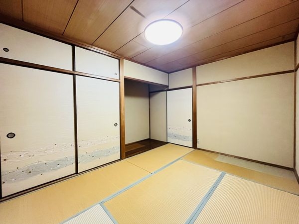 西宮市苦楽園三番町の中古一戸建て
