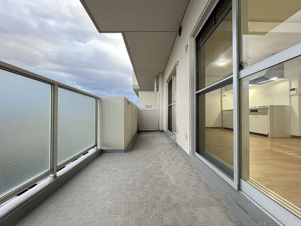 サンロイヤル北園田ブランシュール　中古マンション
