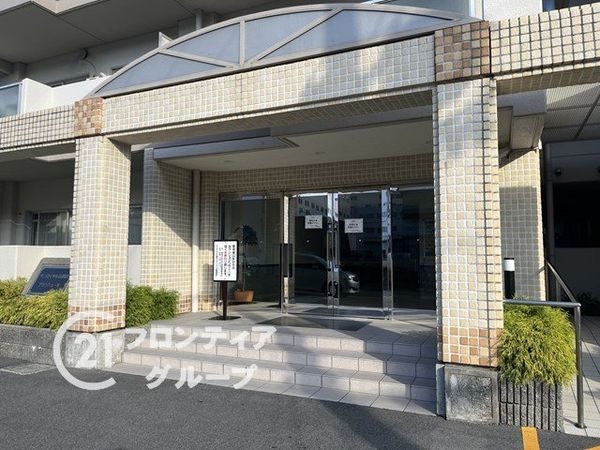 サンロイヤル北園田ブランシュール　中古マンション