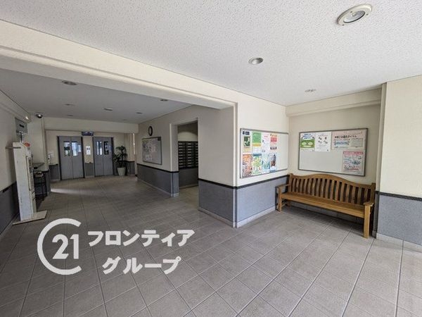 サンロイヤル北園田ブランシュール　中古マンション
