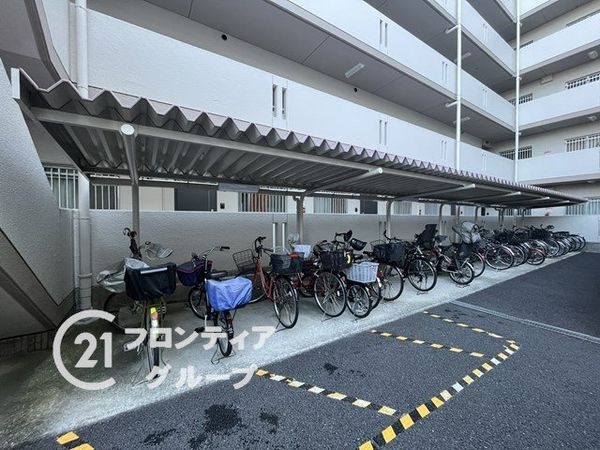 サンロイヤル北園田ブランシュール　中古マンション