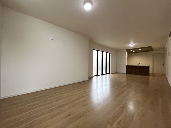 尼崎市塚口町６丁目　新築一戸建て　１期　２号棟