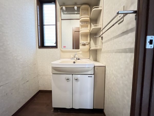 西宮市荒木町の中古一戸建て