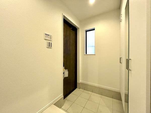尼崎市元浜町３丁目　新築一戸建て