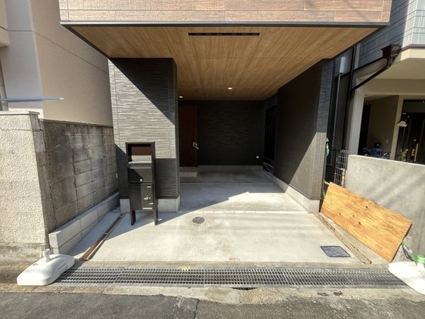 尼崎市元浜町３丁目　新築一戸建て