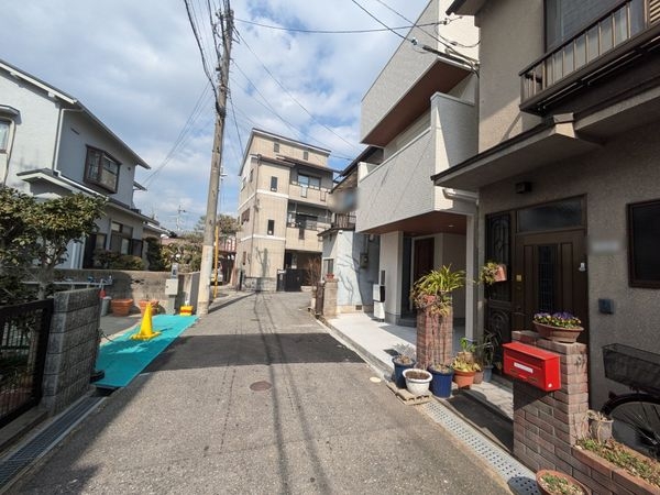 宝塚市美座2丁目　新築一戸建て