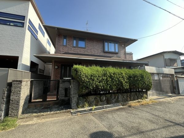西宮市小松南町１丁目の中古一戸建て