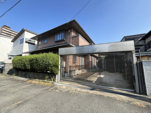 西宮市小松南町１丁目の中古一戸建て
