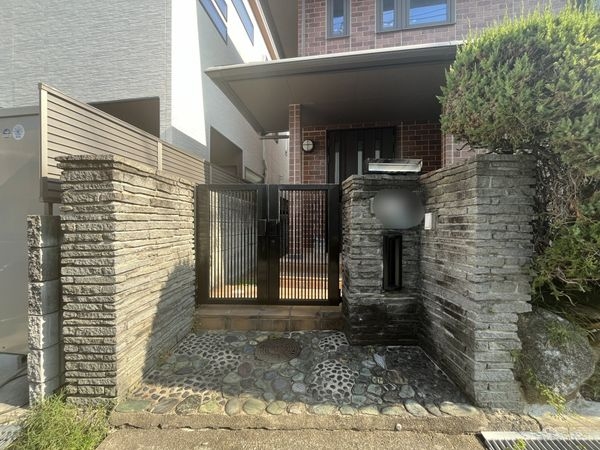 西宮市小松南町１丁目　中古一戸建て