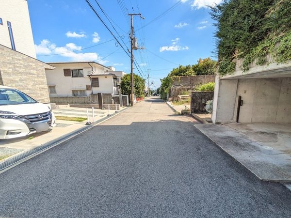 西宮市苦楽園二番町の中古一戸建て