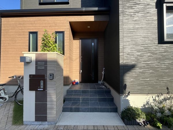 尼崎市食満５丁目　中古一戸建て