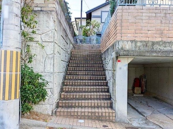 宝塚市仁川高丸３丁目　中古一戸建て