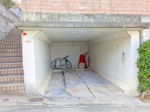 宝塚市仁川高丸３丁目　中古一戸建て